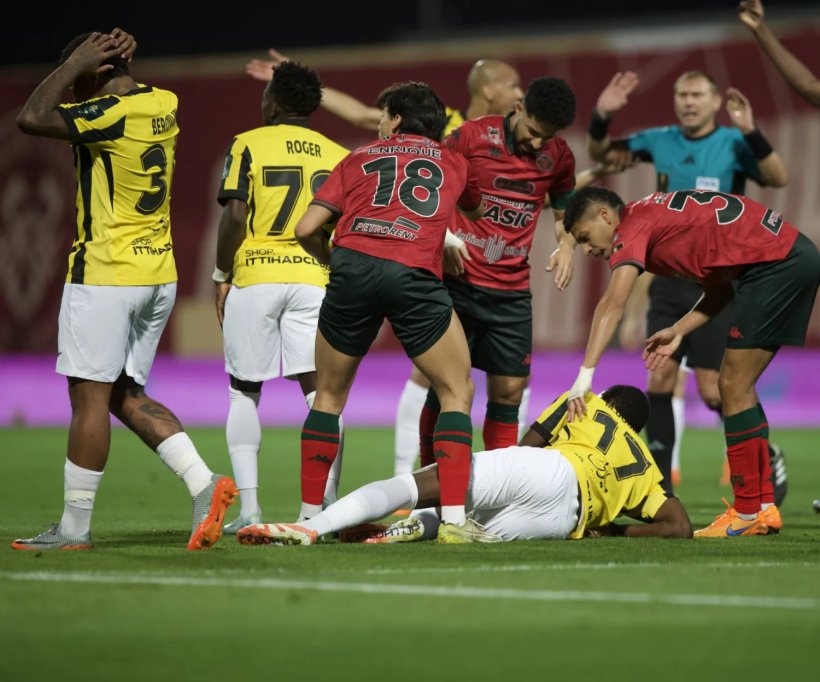 مفاجأة مدوية بشأن مدة غياب محمدو دومبيا عن الاتحاد