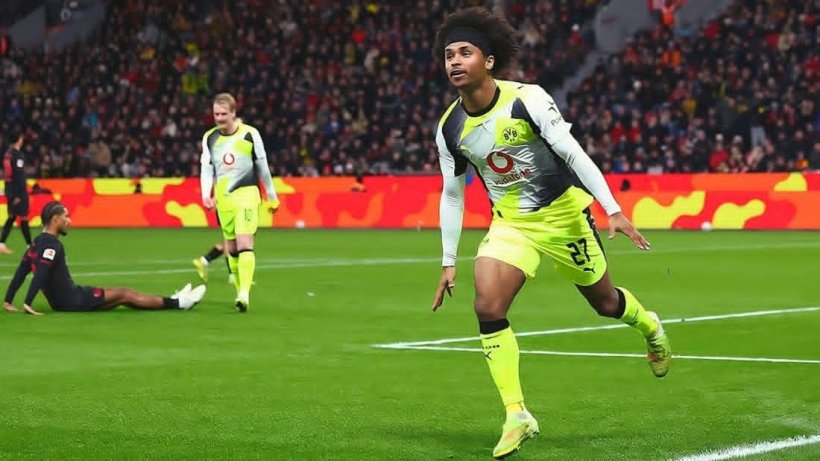 دورتموند يواصل مفاوضاته مع كريم أدييمي حول التجديد