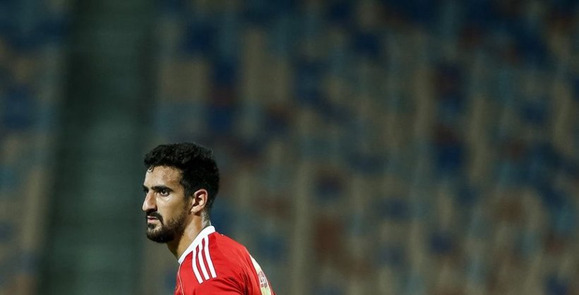 بن رمضان يتلقى عروضًا خليجية للرحيل عن الأهلي