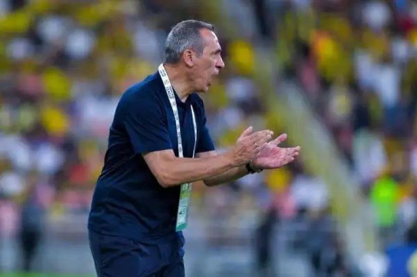 مرشح جديد لتولي تدريب المنتخب السعودي خلفًا لهيرفي رينارد