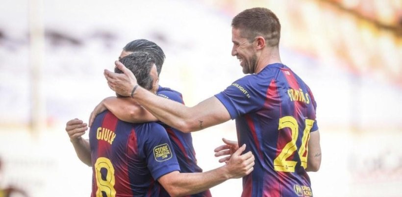 كلاسيكو مرتقب بين أساطير برشلونة وريال مدريد في ميامي