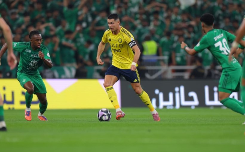 لجنة الحكام تحسم طاقم تحكيم مباراة الأهلي والنصر