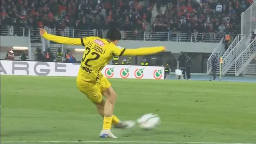 لقطة تهز العالم.. هدف الجبلي يفتح باب “بوشكاش”