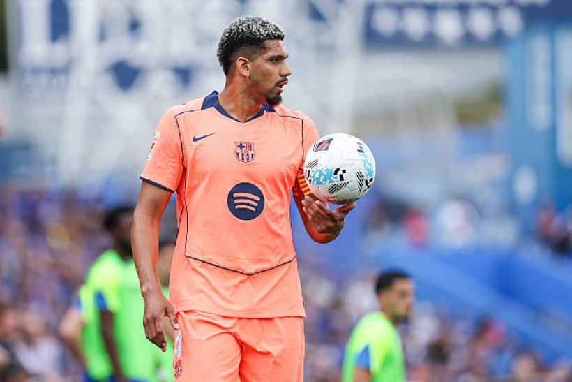 عقبات تعرقل رحيل أراوخو عن برشلونة