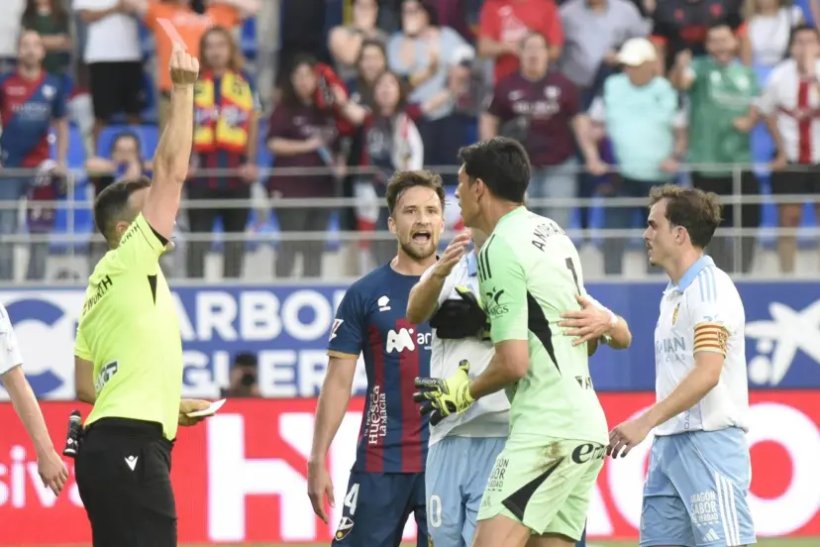 الاتحاد الإسباني يعلن إيقاف حارس سرقسطة 13 مباراة