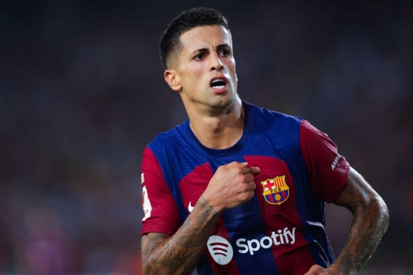 كانسيلو يهاجم الهلال أثناء احتفاله مع برشلونة| يلا شووت