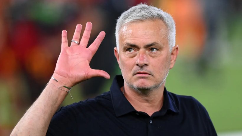 مورينيو يرحل عن بنفيكا استعدادًا لقيادة ريال مدريد| يلا شووت