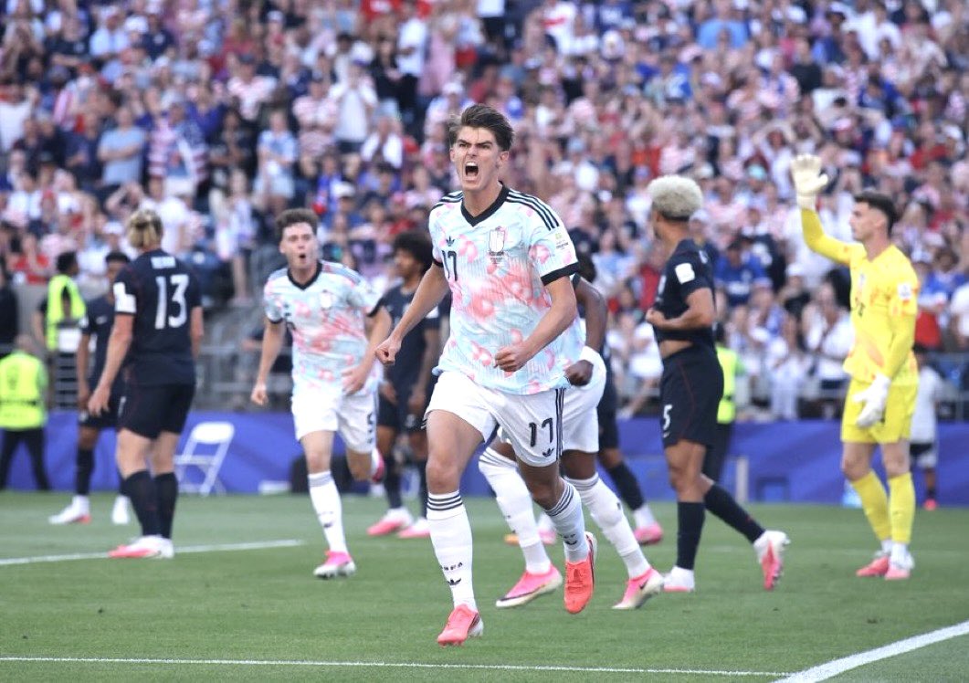 بلجيكا تكتسح أمريكا برباعية وتحجز مقعدها في ربع نهائي كأس العالم