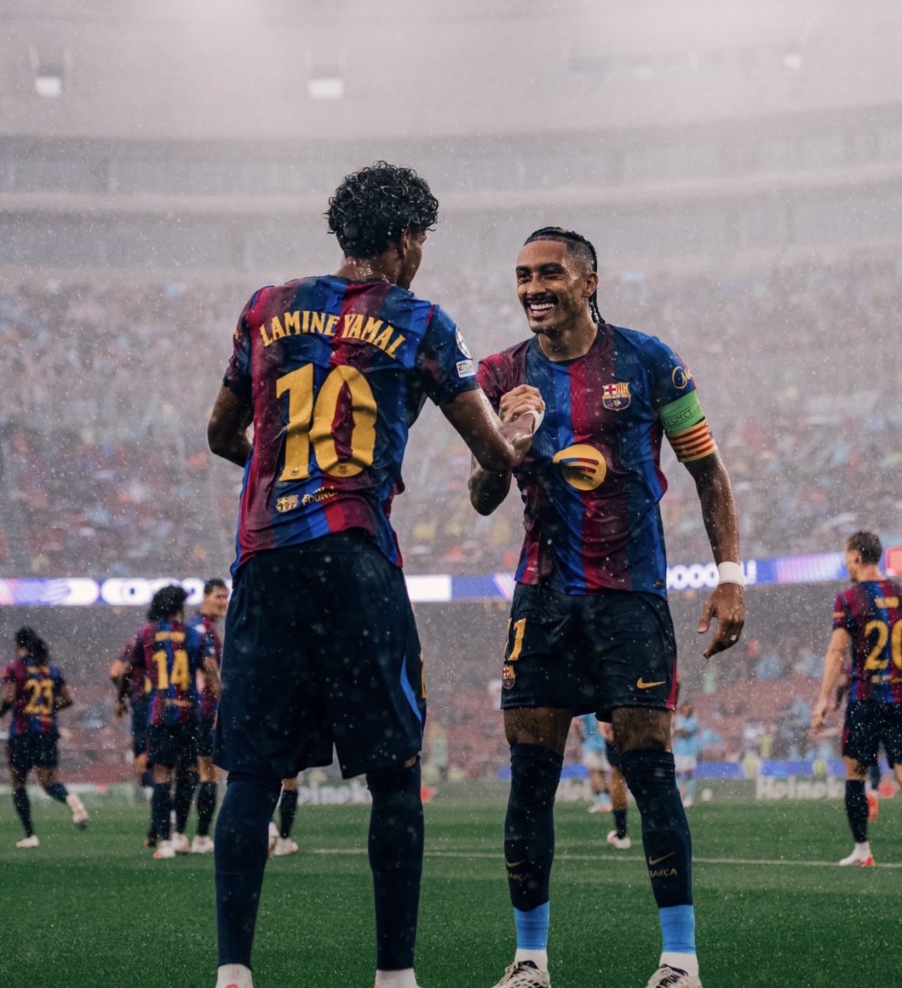 برشلونة يكتسح فاينورد بخماسية ويعتلي صدارة دوري أبطال أوروبا