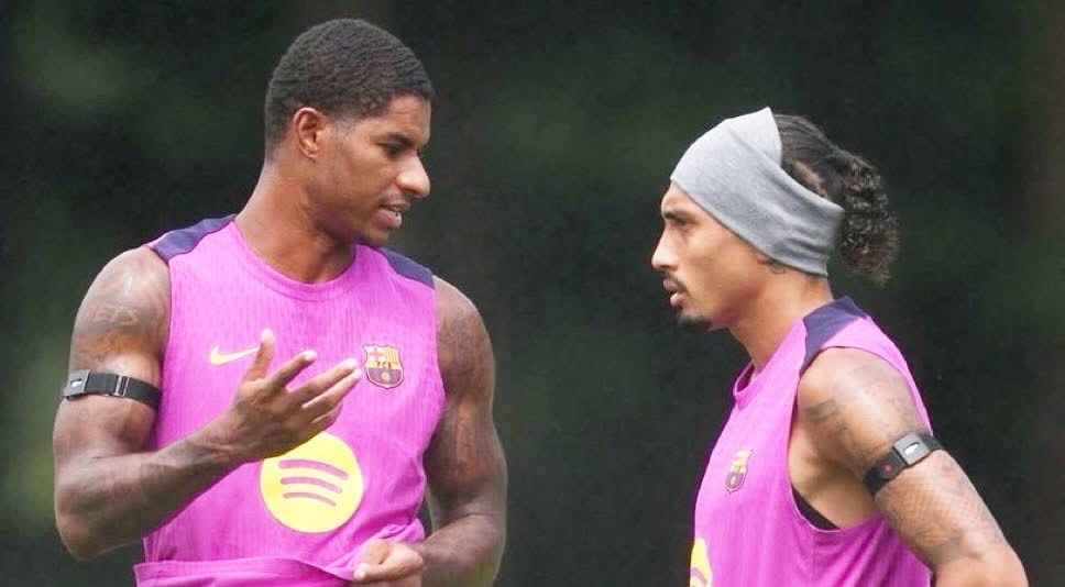 ضربتان موجعتان قبل القمة.. غياب رافينيا وراشفورد عن برشلونة وأتلتيكو مدريد �