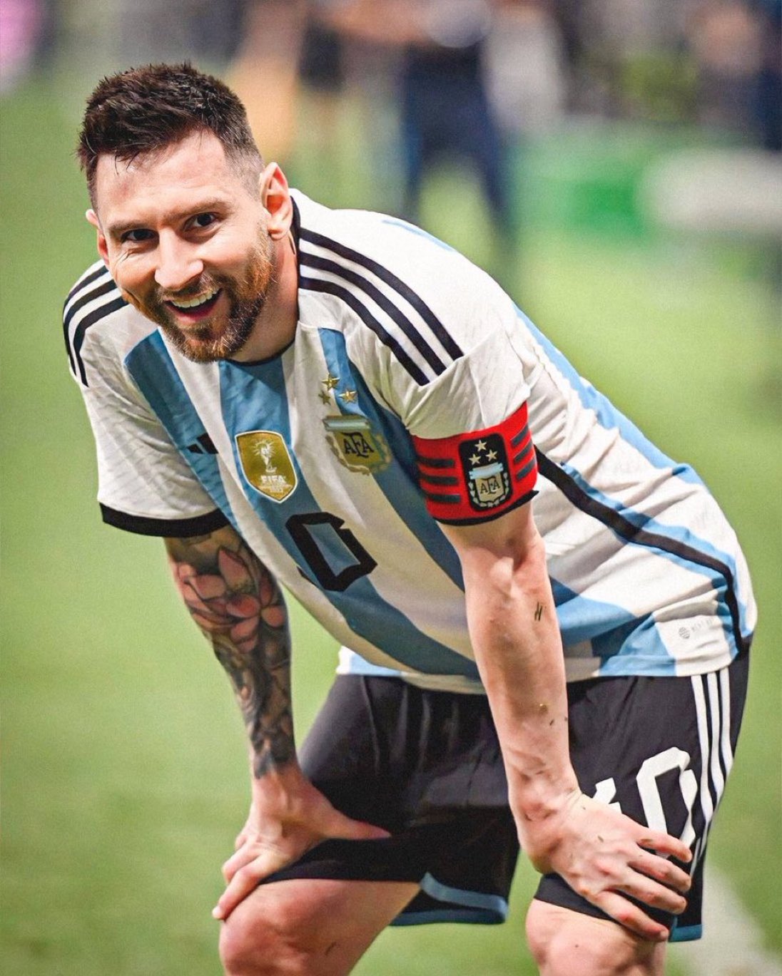 بثنائية ميسي.. الأرجنتين تحسم التأهل إلى دور الـ32 في كأس العالم